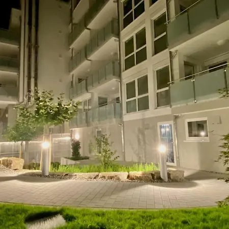 Auszeit Dream: Lakeside Retreat With Balcony And Parking Apartment Friedrichshafen